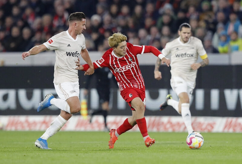 Soi kèo Freiburg vs Hamburger SV - Vòng 16 Bundesliga